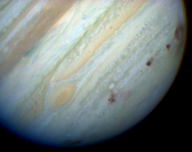  Юпітер після зіткнення з кометою Шумейкерів-Леві 9 